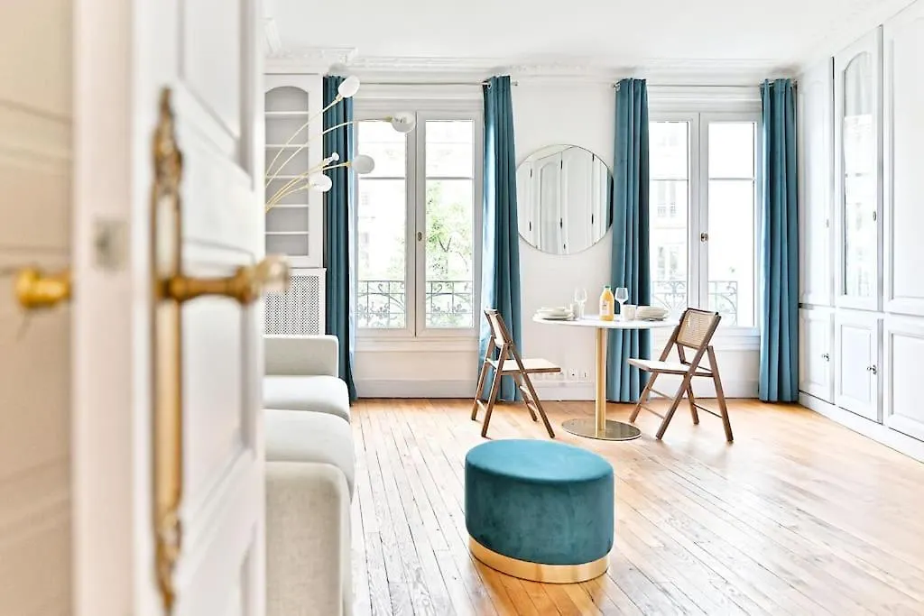 Appartement Haussmannien Lumineux Et Central باريس شقة