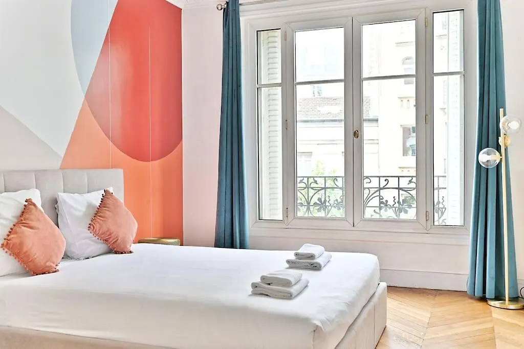 Appartement Haussmannien Lumineux Et Central باريس فرنسا