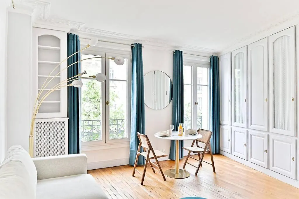 Daire Appartement Haussmannien Lumineux Et Central Paris